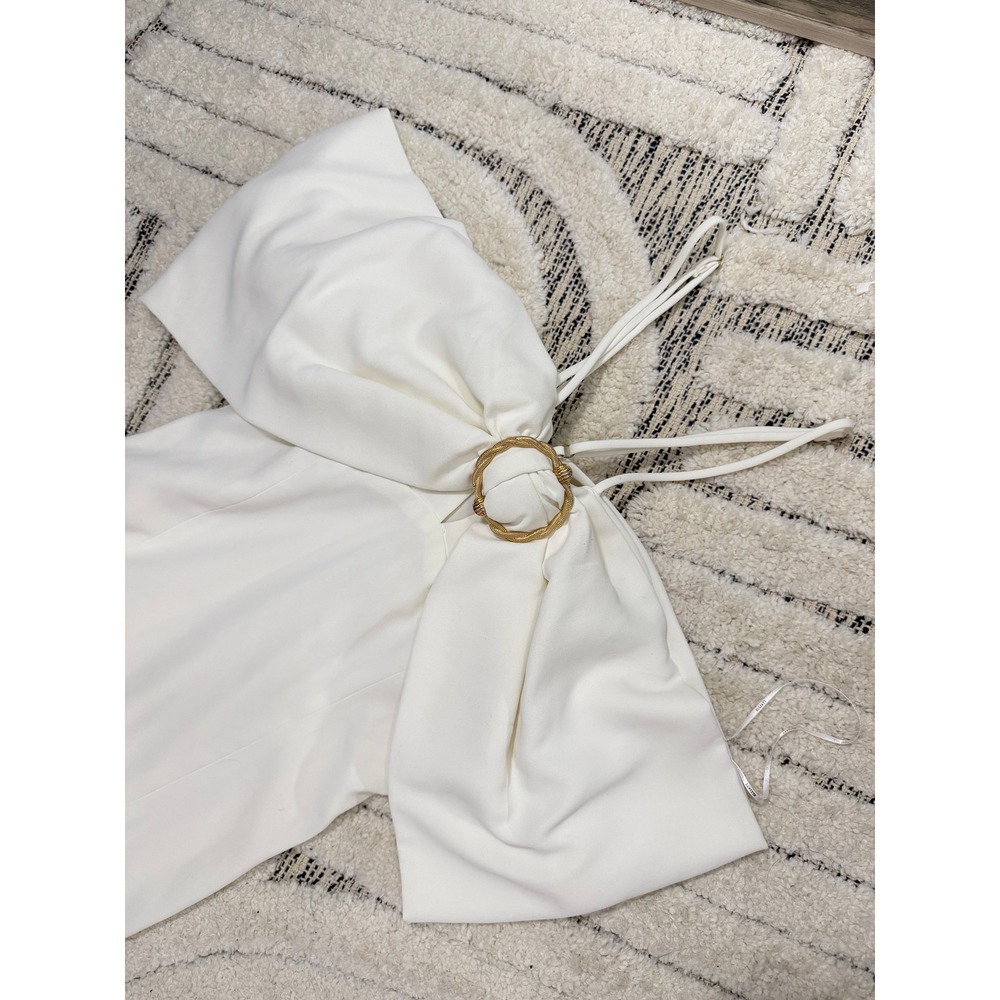 $210 Elliatt Arctic Mini Dress Small White Off Shoulder Ring Detail Halter LWD - Picture 10 of 12